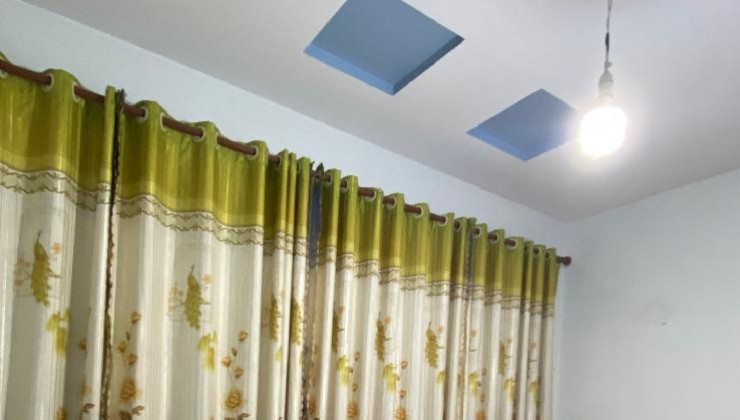 Nhà Giáp Tân Phú Dưới 3 Tỷ, 4 x 10 x 3 Tầng, Hẻm Ô Tô. Chỉ 3.5 Tỷ